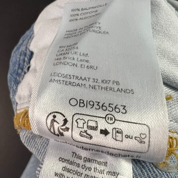 Pilcro Jean Women 27x27* Adi Mid Rise Flare Crop Light Blue Raw Hem Denim Tag 24 - Picture 9 of 16